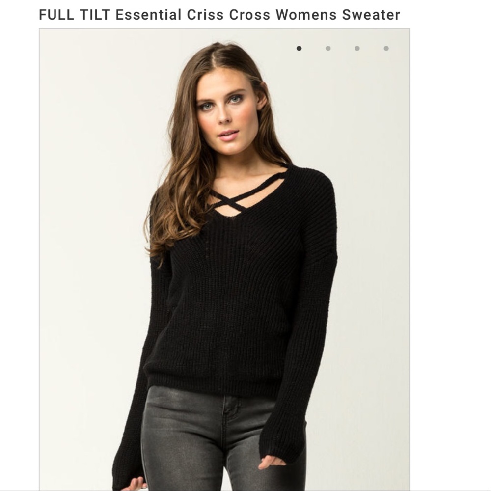 BRAND NEW tillys black sweater